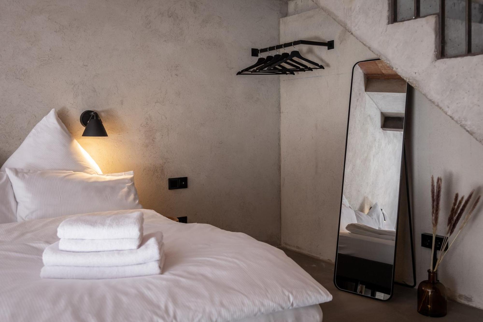 Coolest Apartment In Berlin, Easy Check-In, Close To Center, Black & White Maisonette #6 Exterior photo
