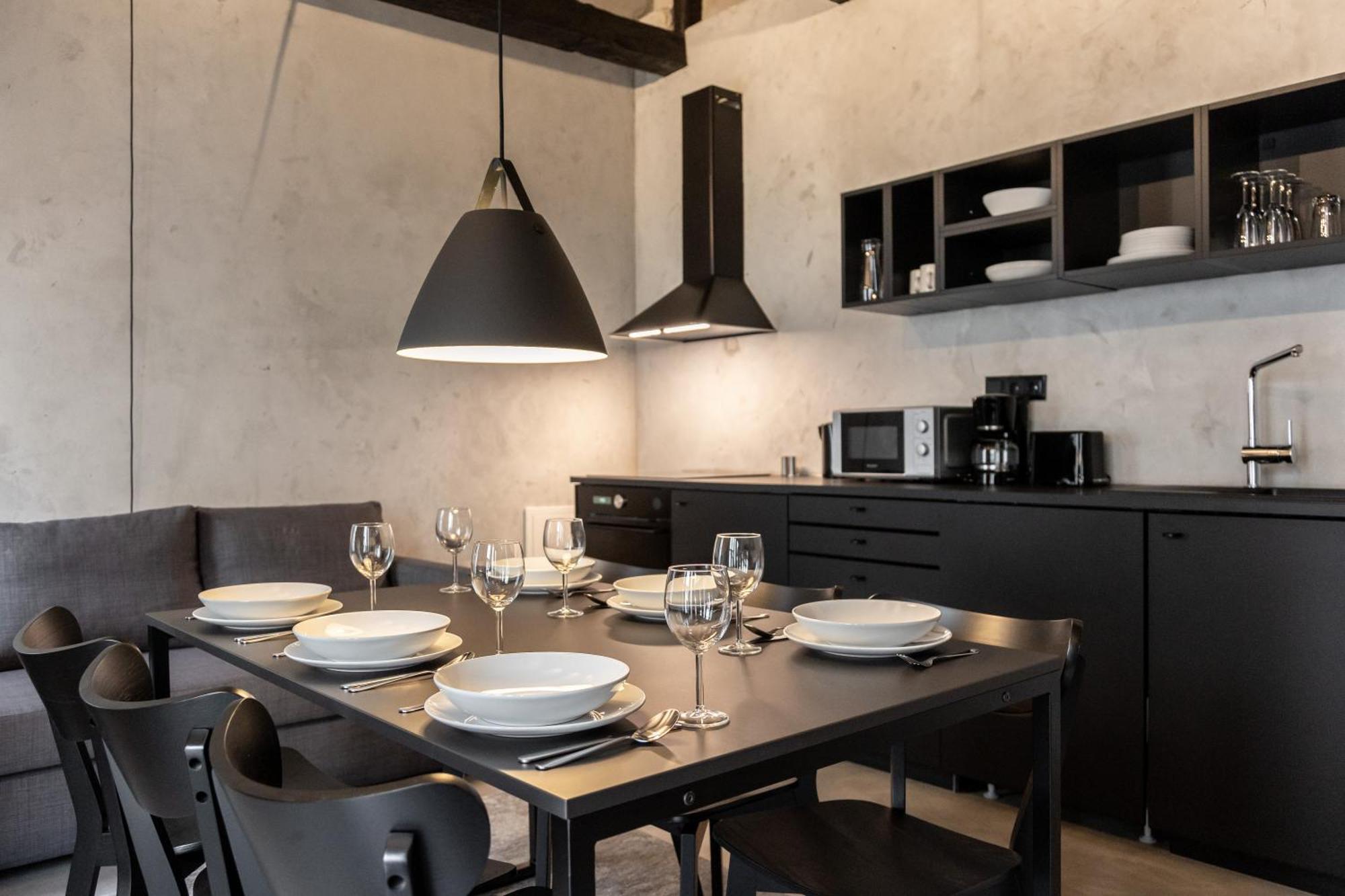 Coolest Apartment In Berlin, Easy Check-In, Close To Center, Black & White Maisonette #6 Exterior photo